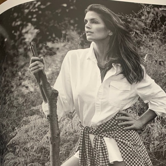 V Magazine Winona Ryder Mario Testino Cindy Crawford - Picture 6 of 8